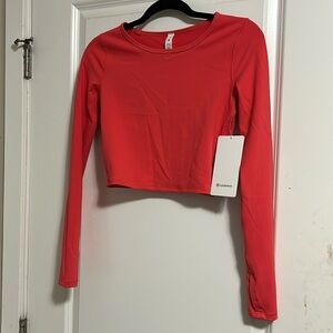 Wunder Train Cropped long sleeve.